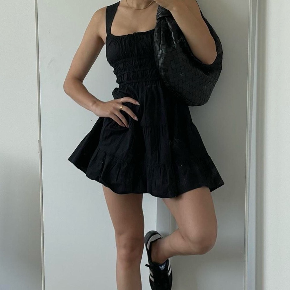 NEW Aritzia Dress